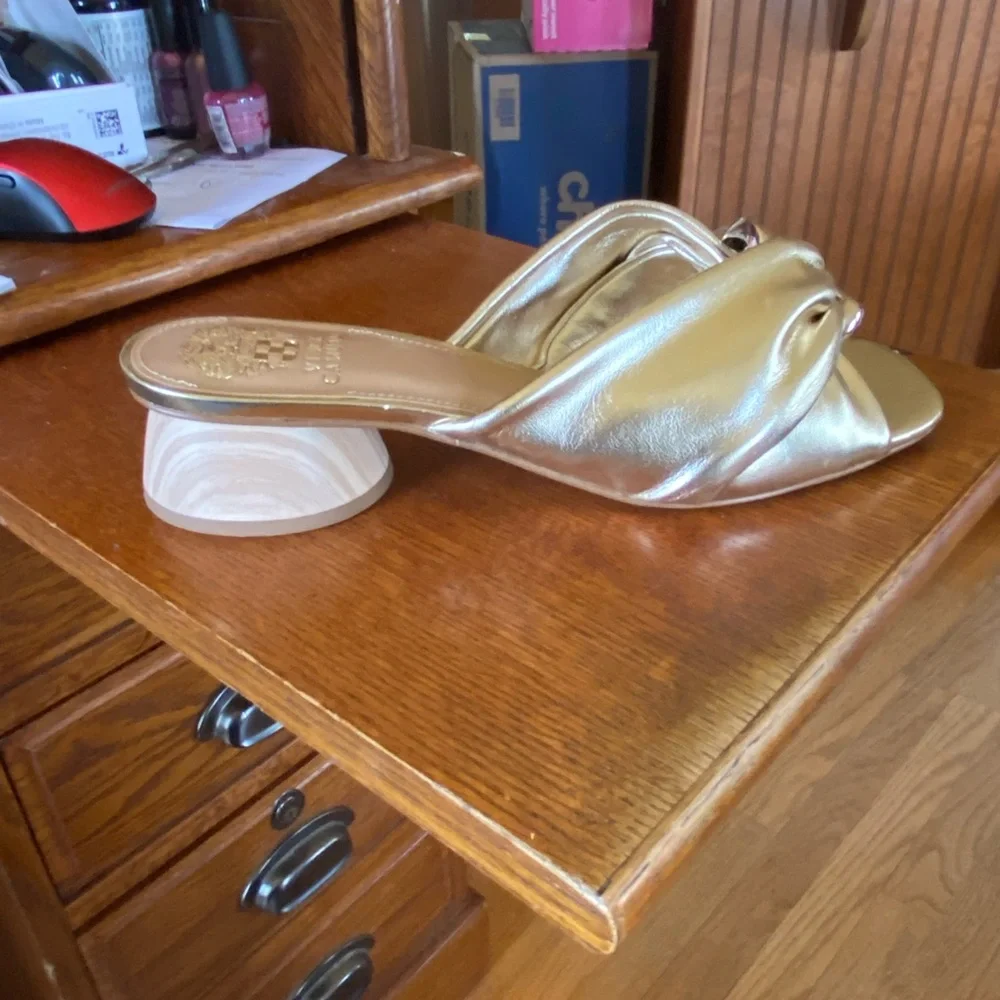 Vince Camuto Gold Knot Sandals - Picture 3 of 6